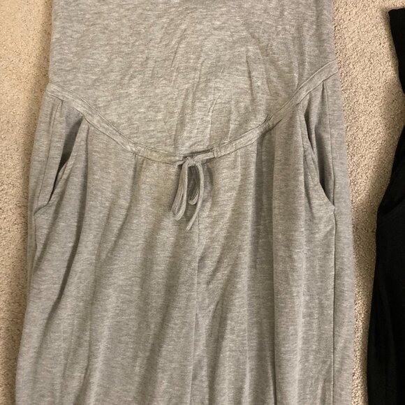 Seraphine Twin Pack Maternity Lounge Pant Joggers Black and Gray - Picture 6 of 6